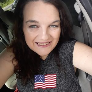 Meet your Posher, Christy